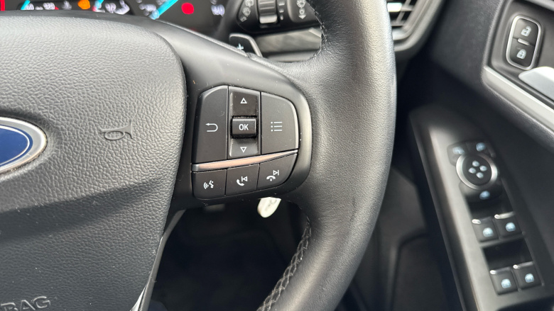 Ford Focus 1.0 EcoBoost 125 Zetec 5dr Auto Petrol Hatchback